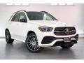 Front 3/4 View of 2021 Mercedes-Benz GLE 450 4Matic #12