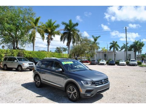 Platinum Gray Metallic Volkswagen Tiguan SEL. Click to enlarge. Platinum Gray Metallic Volkswagen Tiguan SEL. Click to enlarge.