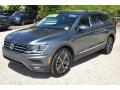 Front 3/4 View of 2018 Volkswagen Tiguan SEL #4 Front 3/4 View of 2018 Volkswagen Tiguan SEL #4