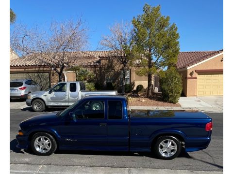 Indigo Blue Metallic Chevrolet S10 LS Extended Cab.  Click to enlarge.