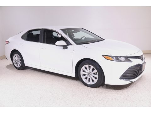 Super White Toyota Camry LE.  Click to enlarge.