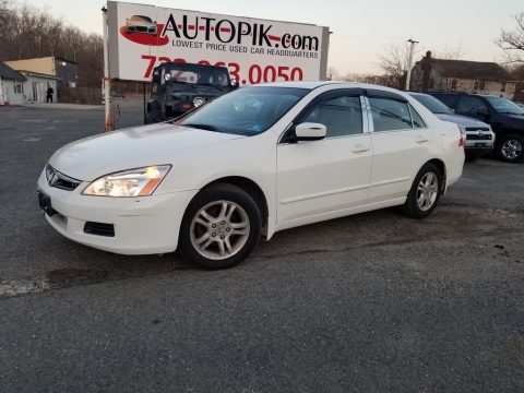 Taffeta White Honda Accord SE Sedan.  Click to enlarge.