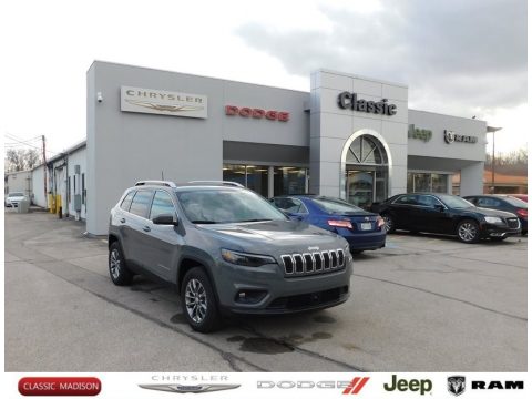 Sting-Gray Jeep Cherokee Latitude Lux 4x4.  Click to enlarge.