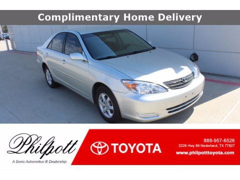 Lunar Mist Metallic Toyota Camry LE.  Click to enlarge.