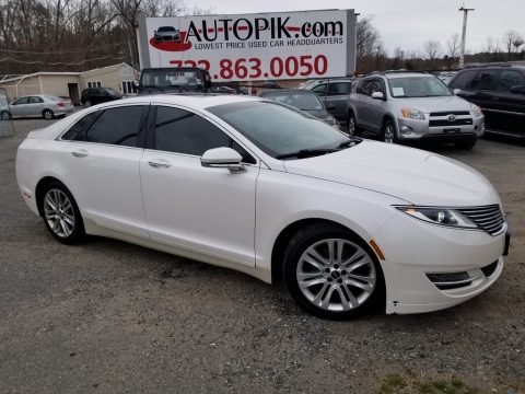 White Platinum Lincoln MKZ 2.0L EcoBoost AWD.  Click to enlarge.