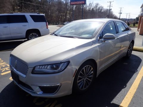 Ivory Pearl Lincoln MKZ Select AWD.  Click to enlarge.