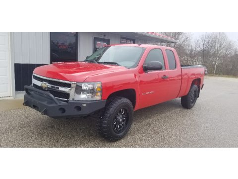 Victory Red Chevrolet Silverado 1500 LS Extended Cab 4x4.  Click to enlarge.
