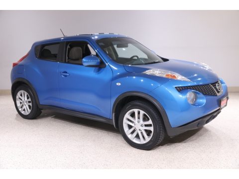 Electric Blue Nissan Juke S AWD.  Click to enlarge.