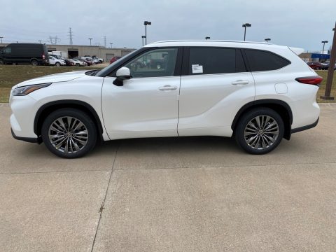 Blizzard White Pearl Toyota Highlander Platinum AWD.  Click to enlarge.