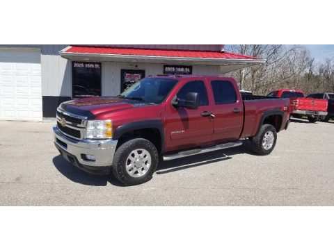 Deep Ruby Metallic Chevrolet Silverado 2500HD LT Crew Cab 4x4.  Click to enlarge.