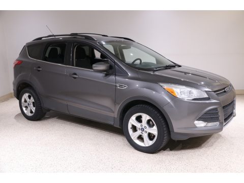 Sterling Gray Metallic Ford Escape SE 1.6L EcoBoost.  Click to enlarge.
