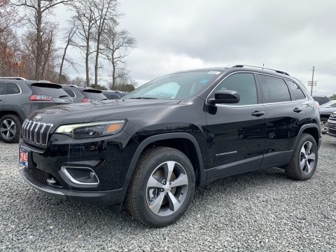 Diamond Black Crystal Pearl Jeep Cherokee Limited 4x4.  Click to enlarge.