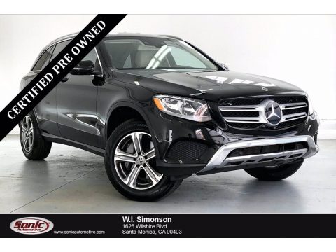 Black Mercedes-Benz GLC 300 4Matic.  Click to enlarge.