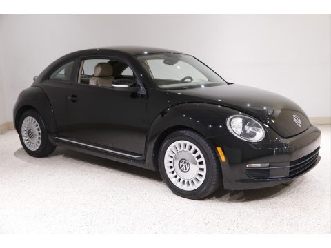 Deep Black Pearl Volkswagen Beetle 1.8T SE.  Click to enlarge.