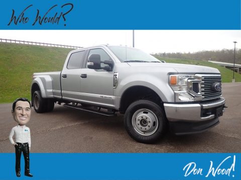 Iconic Silver Ford F350 Super Duty XLT Crew Cab 4x4.  Click to enlarge.