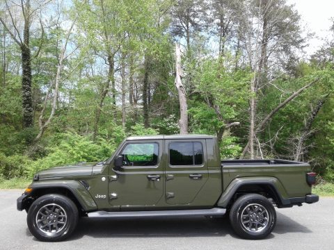 Sarge Green Jeep Gladiator Overland 4x4.  Click to enlarge.