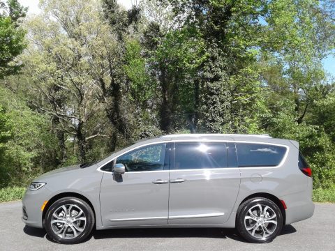 Ceramic Gray Chrysler Pacifica Pinnacle AWD.  Click to enlarge.