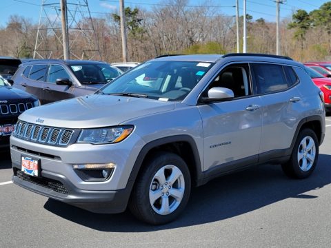 Billet Silver Metallic Jeep Compass Latitude 4x4.  Click to enlarge.
