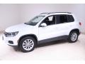Front 3/4 View of 2017 Volkswagen Tiguan Limited 2.0T 4Motion #3