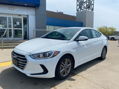 Quartz White Pearl Hyundai Elantra SEL.  Click to enlarge.