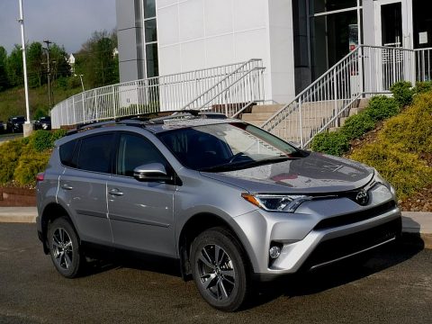 Silver Sky Metallic Toyota RAV4 XLE AWD.  Click to enlarge. Silver Sky Metallic Toyota RAV4 XLE AWD.  Click to enlarge.