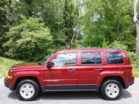 Deep Cherry Red Crystal Pearl Jeep Patriot Sport.  Click to enlarge.