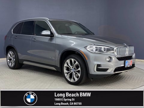 Space Gray Metallic BMW X5 xDrive40e iPerfomance.  Click to enlarge.