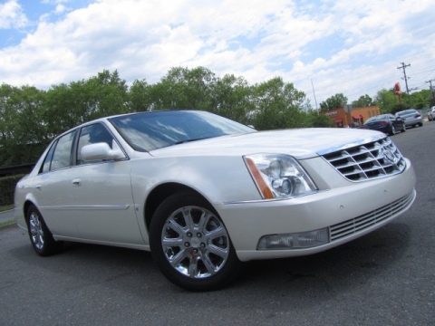 White Diamond Tricoat Cadillac DTS Luxury.  Click to enlarge.