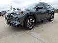 Front 3/4 View of 2022 Hyundai Tucson SEL #2