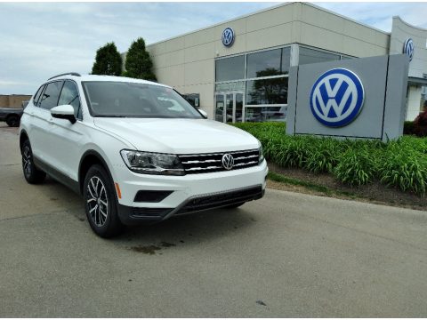Pure White Volkswagen Tiguan SE 4Motion.  Click to enlarge.