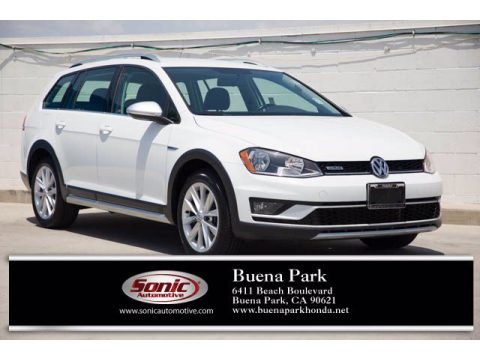 Pure White Volkswagen Golf Alltrack S 4Motion.  Click to enlarge.