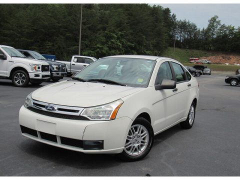 White Suede Ford Focus SE Sedan.  Click to enlarge.