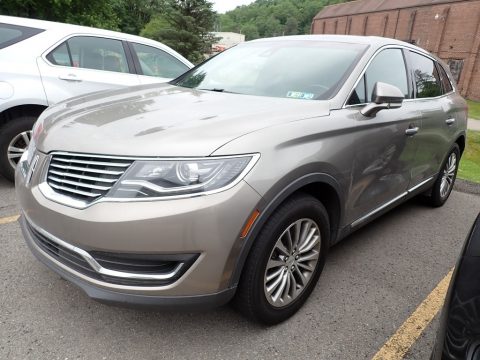 Luxe Metallic Lincoln MKX Select AWD.  Click to enlarge.