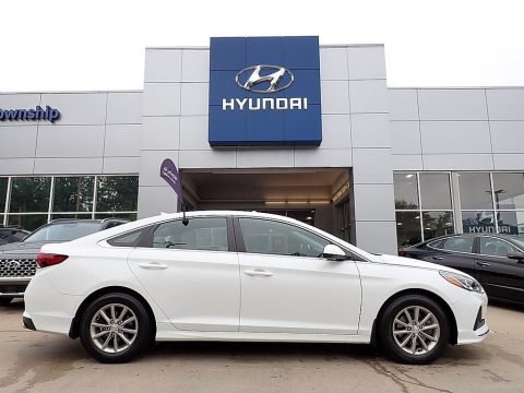 Quartz White Pearl Hyundai Sonata SE.  Click to enlarge.