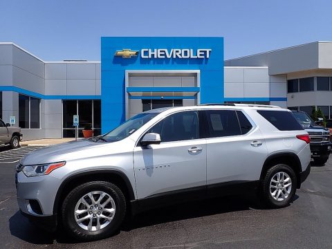 Silver Ice Metallic Chevrolet Traverse LT AWD.  Click to enlarge.