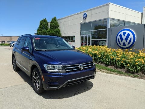 Atlantic Blue Metallic Volkswagen Tiguan SE 4Motion. Click to enlarge. Atlantic Blue Metallic Volkswagen Tiguan SE 4Motion. Click to enlarge.