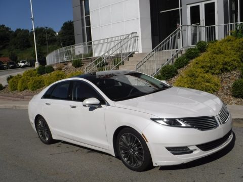 White Platinum Lincoln MKZ AWD.  Click to enlarge.