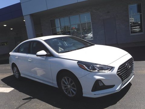 Quartz White Pearl Hyundai Sonata SE.  Click to enlarge.