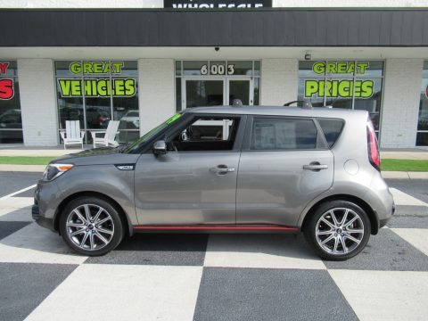 Titanium Gray Kia Soul !.  Click to enlarge.