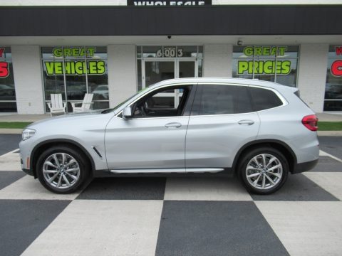 Glacier Silver Metallic BMW X3 sDrive30i.  Click to enlarge.