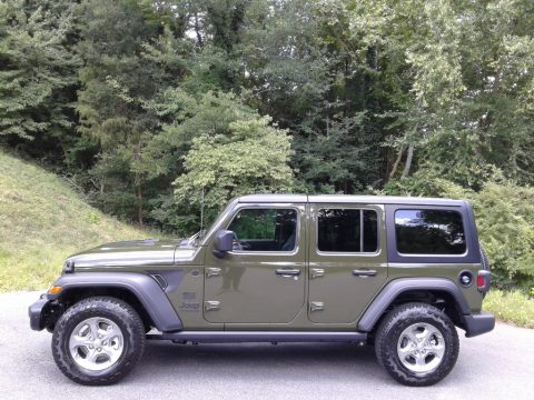 Sarge Green Jeep Wrangler Unlimited Freedom Edition 4x4.  Click to enlarge.