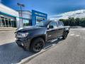 Front 3/4 View of 2021 Chevrolet Colorado Z71 Crew Cab 4x4 #1