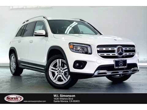 Polar White Mercedes-Benz GLB 250.  Click to enlarge.