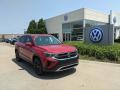 2022 Volkswagen Taos SE 4Motion Kings Red Metallic