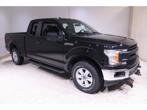 Agate Black Ford F150 XL SuperCab 4x4.  Click to enlarge.