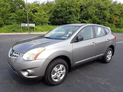 Platinum Graphite Nissan Rogue S AWD.  Click to enlarge.