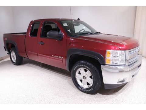 Deep Ruby Metallic Chevrolet Silverado 1500 LT Extended Cab 4x4.  Click to enlarge.