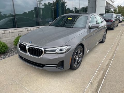 Bernina Gray Amber Effect BMW 5 Series 530i xDrive Sedan.  Click to enlarge.