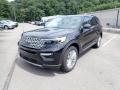 Front 3/4 View of 2021 Ford Explorer Hybrid Limited 4WD #5