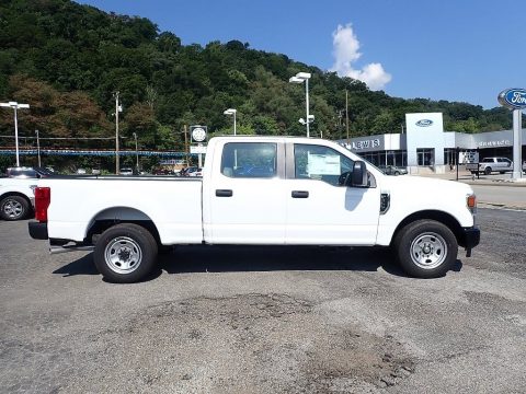 Oxford White Ford F350 Super Duty XL Crew Cab.  Click to enlarge.